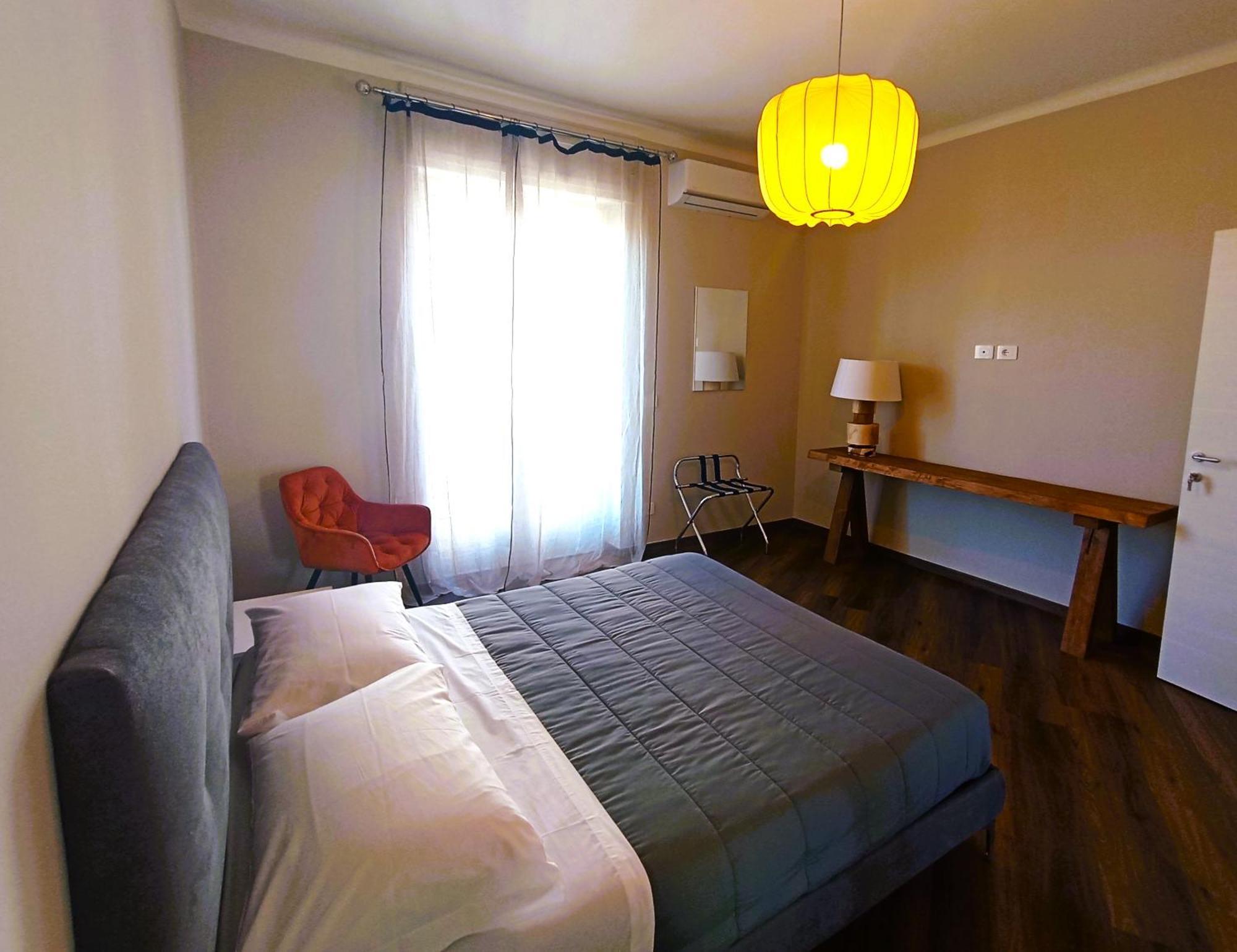 Hotel Mile Bari Esterno foto