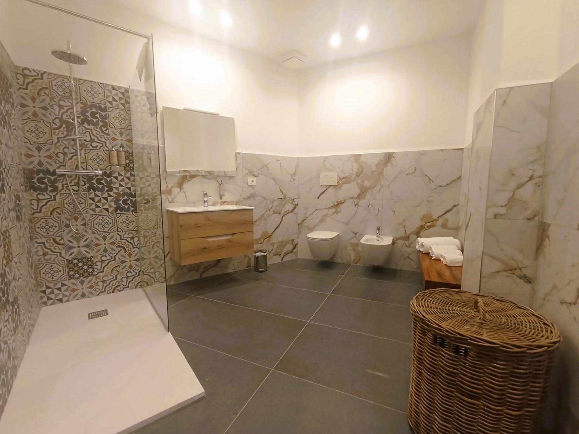 Hotel Mile Bari Esterno foto