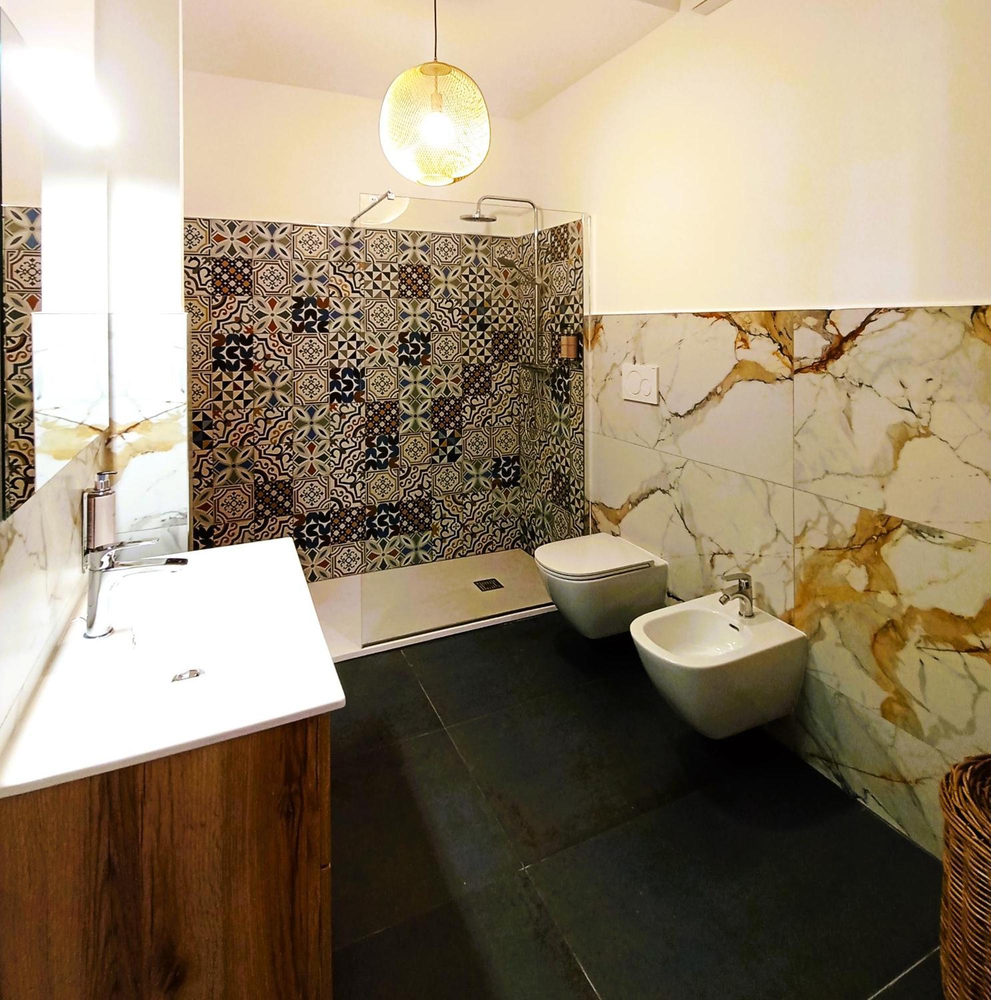 Hotel Mile Bari Esterno foto